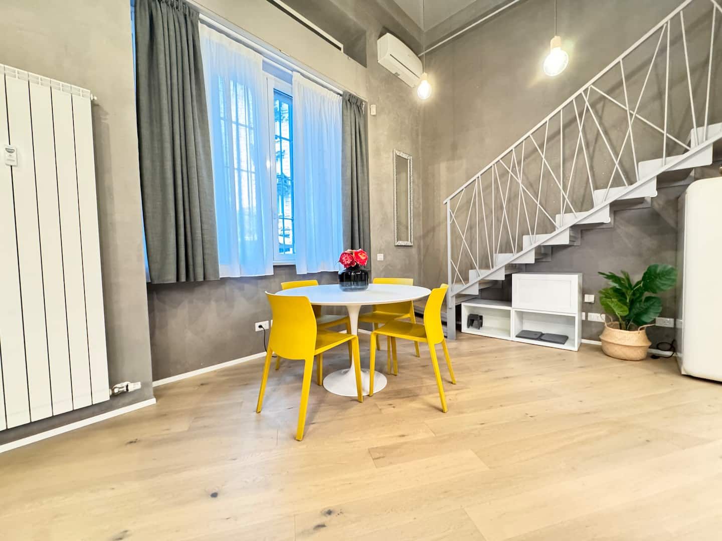 Dining table seating four